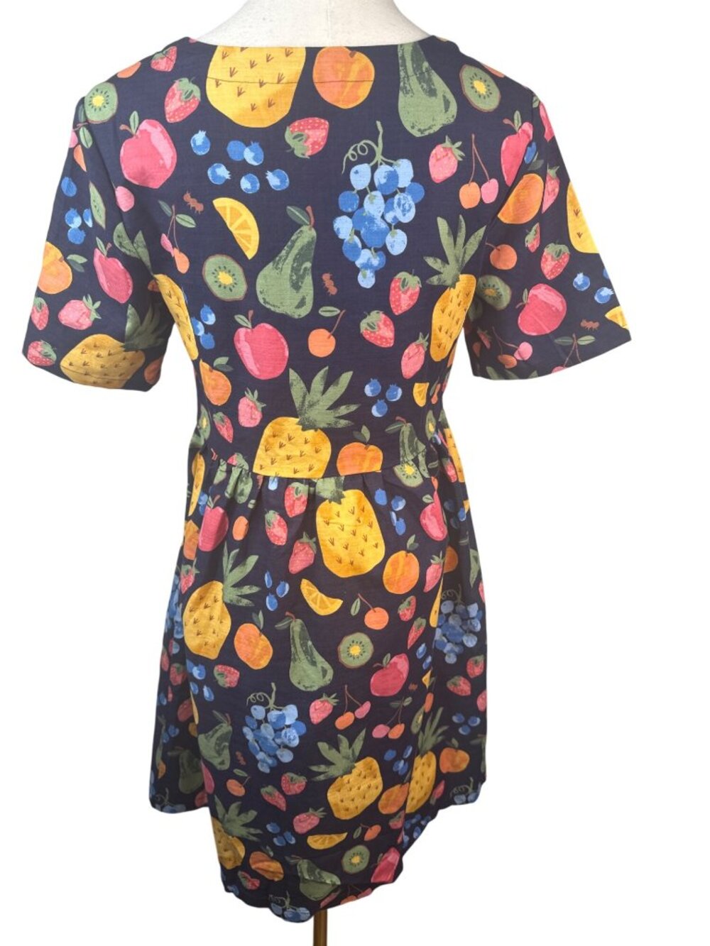 Princess Highway Size 6 Fruit Print Cotton Dress With V-Neckline & Button Front - Picture 3 of 16